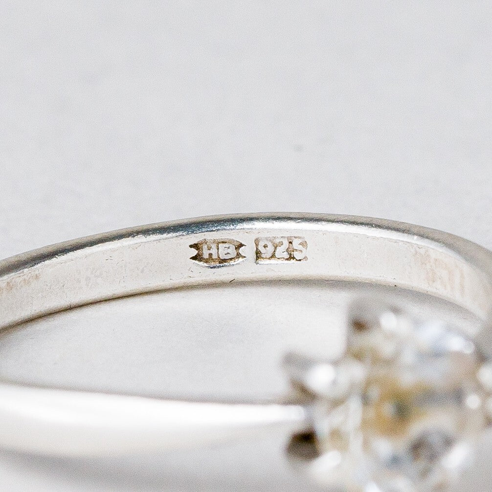 Silber Ring 925 Weißer Stein Größe 57 (18,1 mm Ø) 2,11 g6