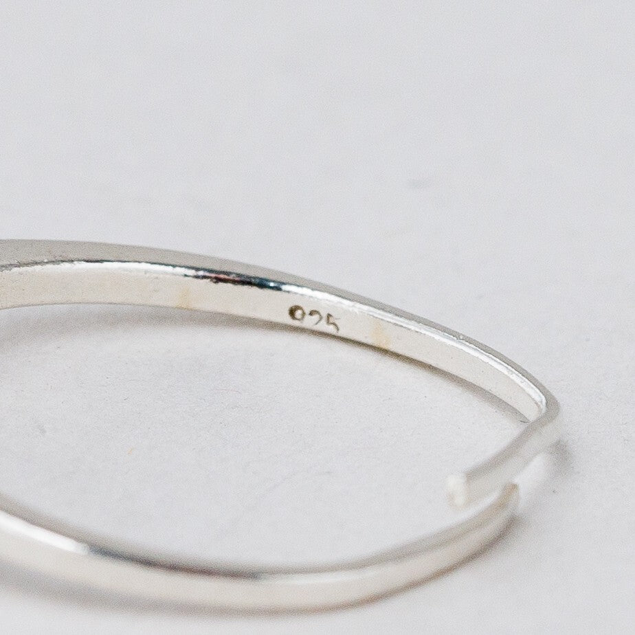 Ring 925 Silber Weißer Stein Größe flexibel ca. 57 1,4 g7