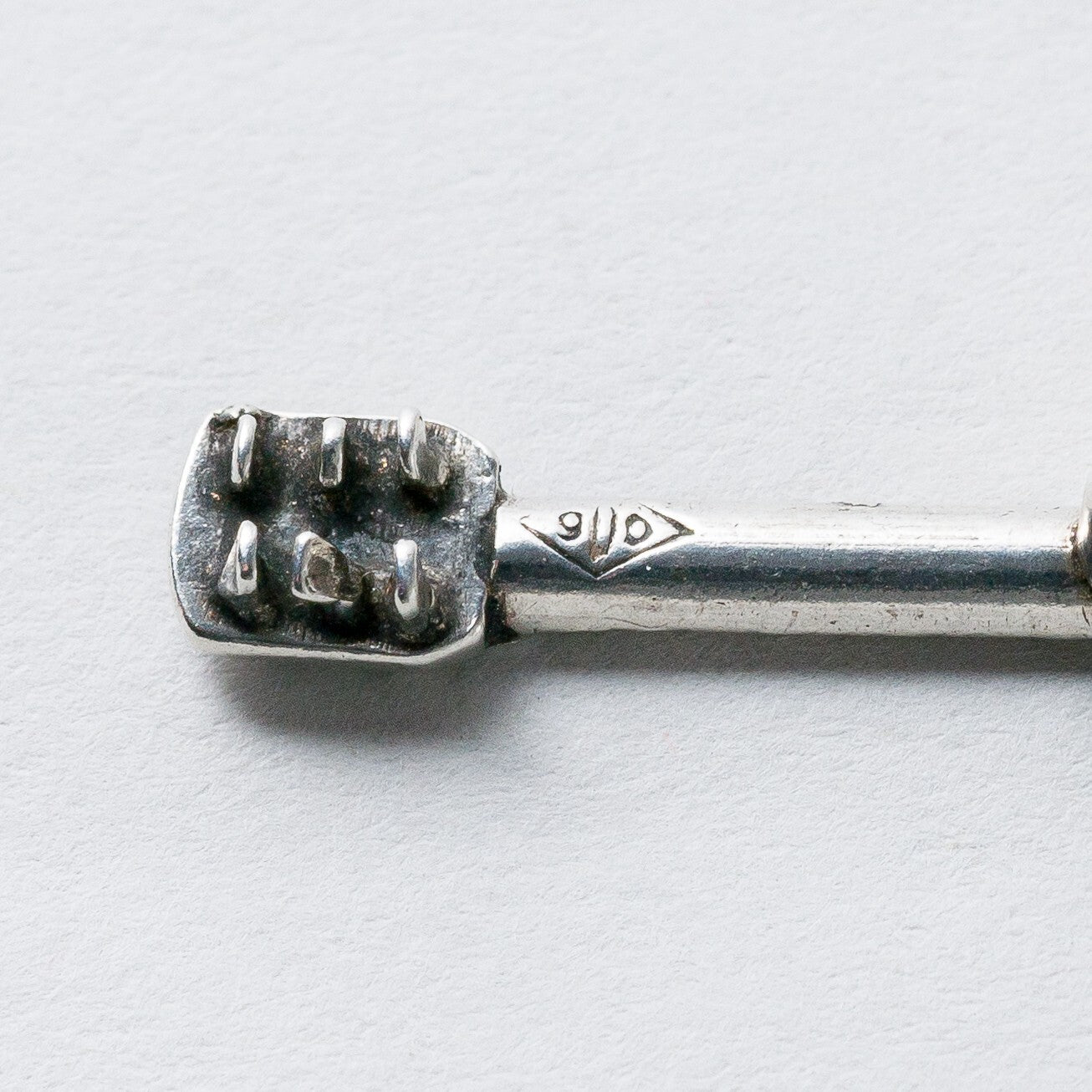 Silber Gitarre 3,6 cm 3,2 g6