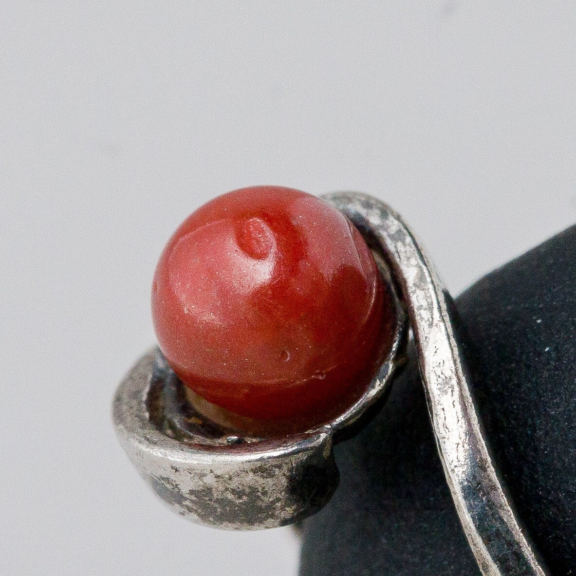 Silber Ring 50 (15,9 mm Ø) Roter Stein 1,6 g7