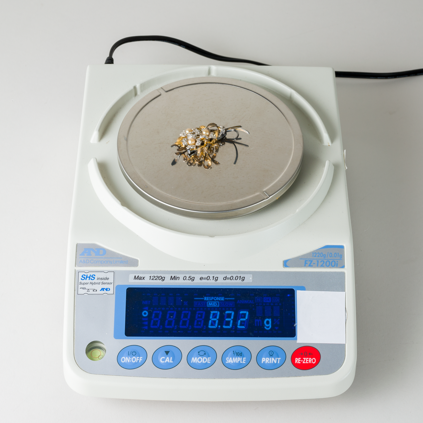 Brosche vergoldet mit Perlen 925er Silber 8g4