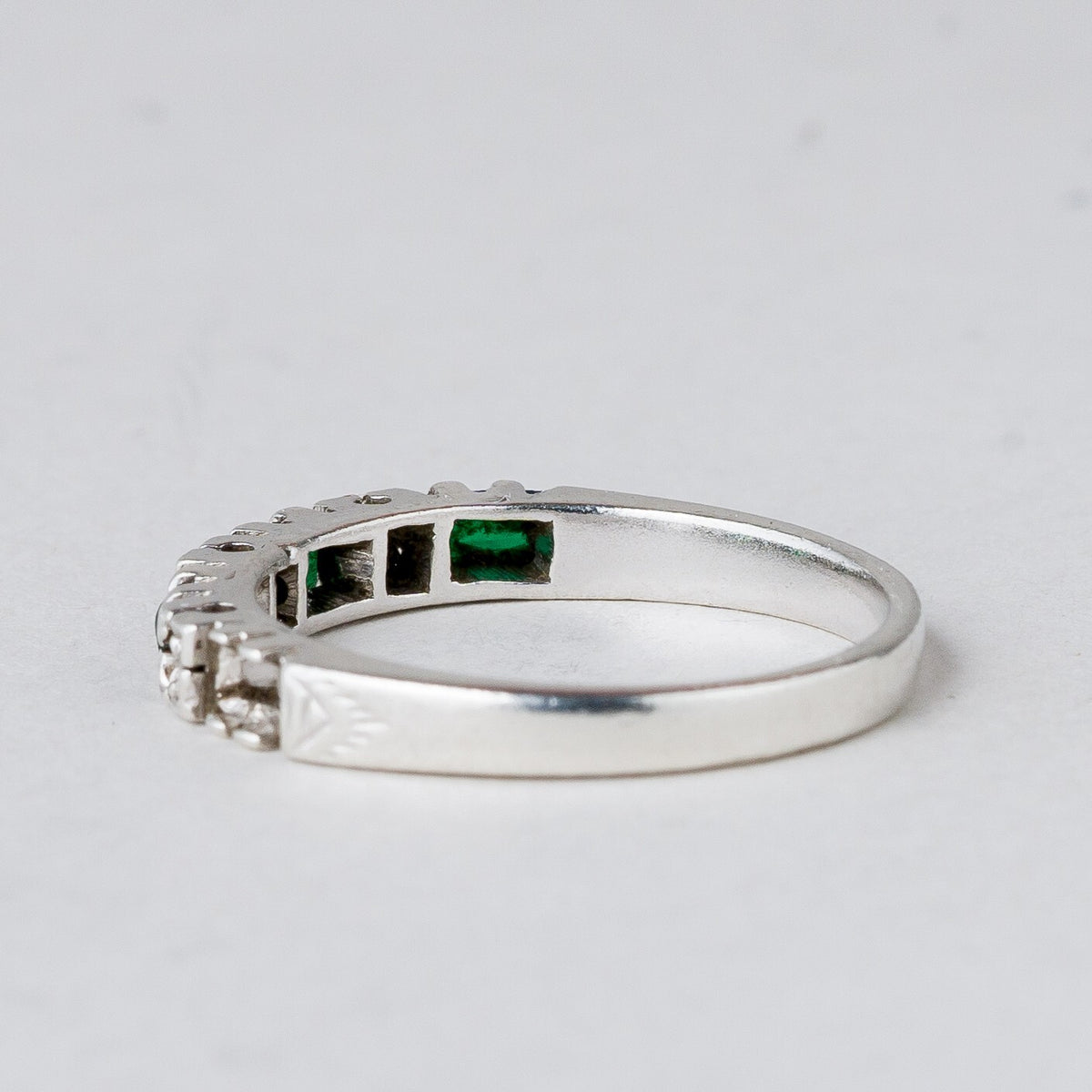 Silber Ring Grüne Steine Größe 50 (15,9 mm Ø) 1,73 g4