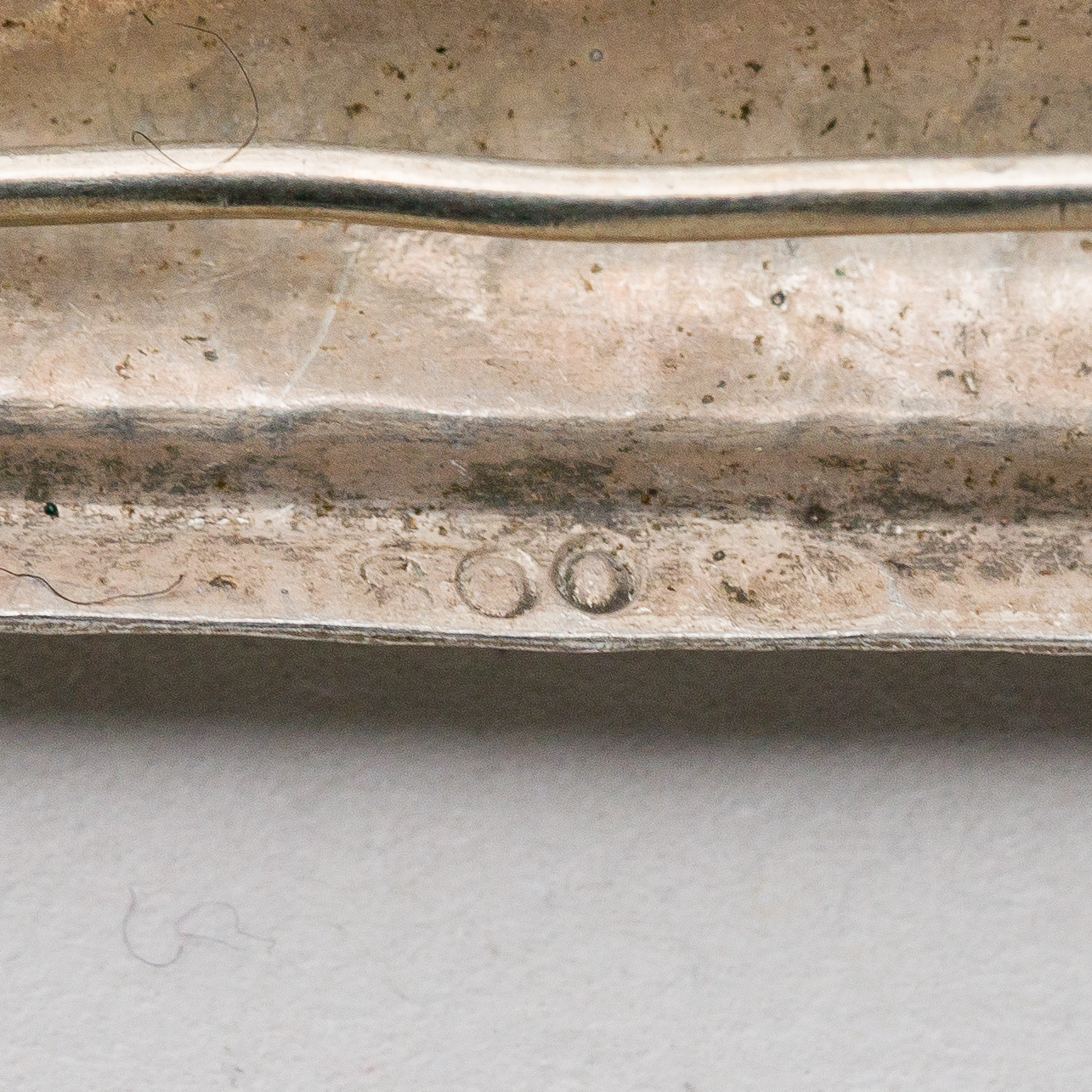 CNC: Brosche Hammerschlag 800er Silber 3 g 6 cm2