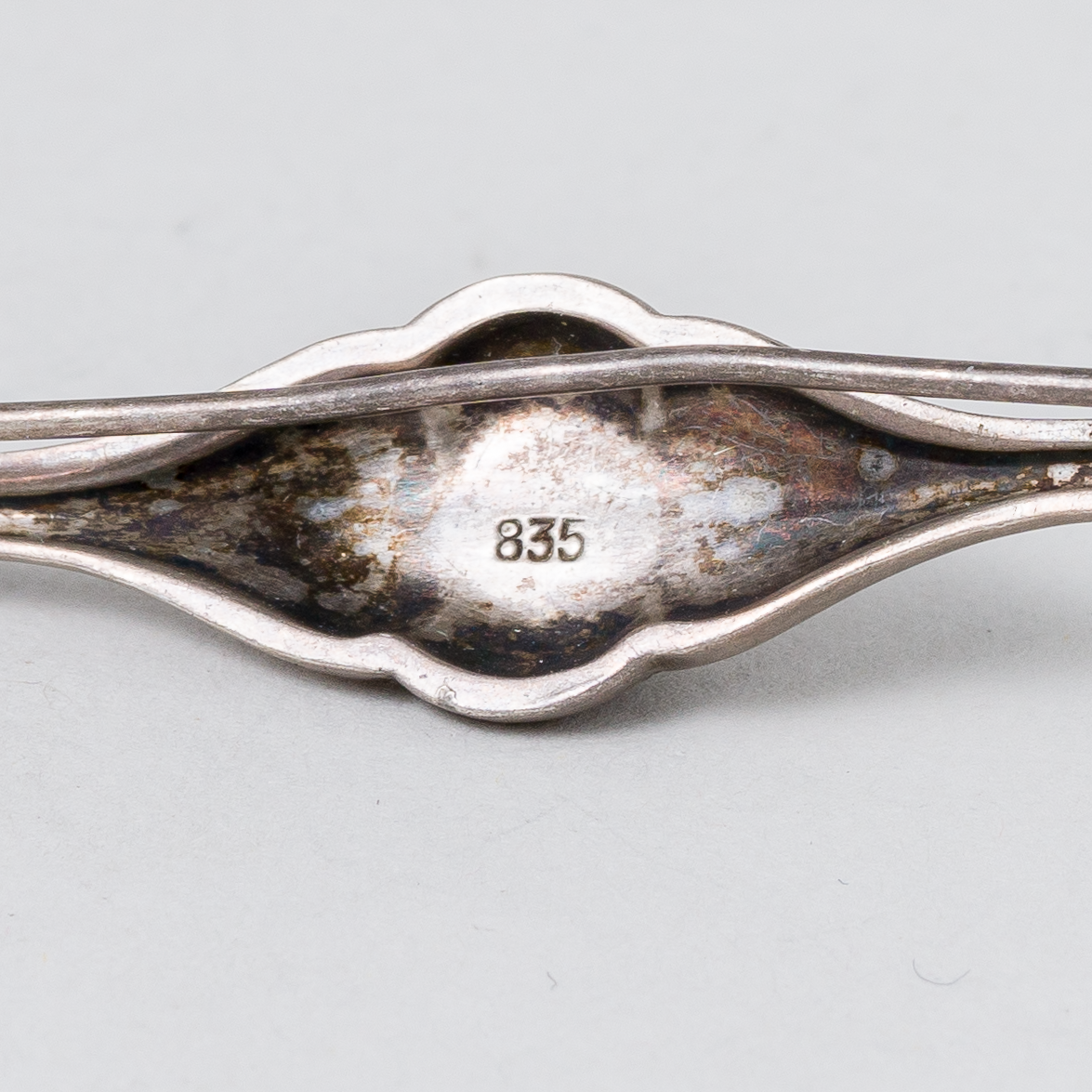 Brosche Roter Stein 835er Silber 4,25 g 5 cm2