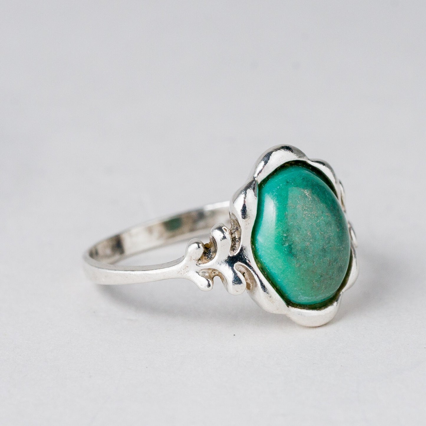 Silber Ring Grüner Stein Größe 57 (18,1 mm Ø) 2,84 g6