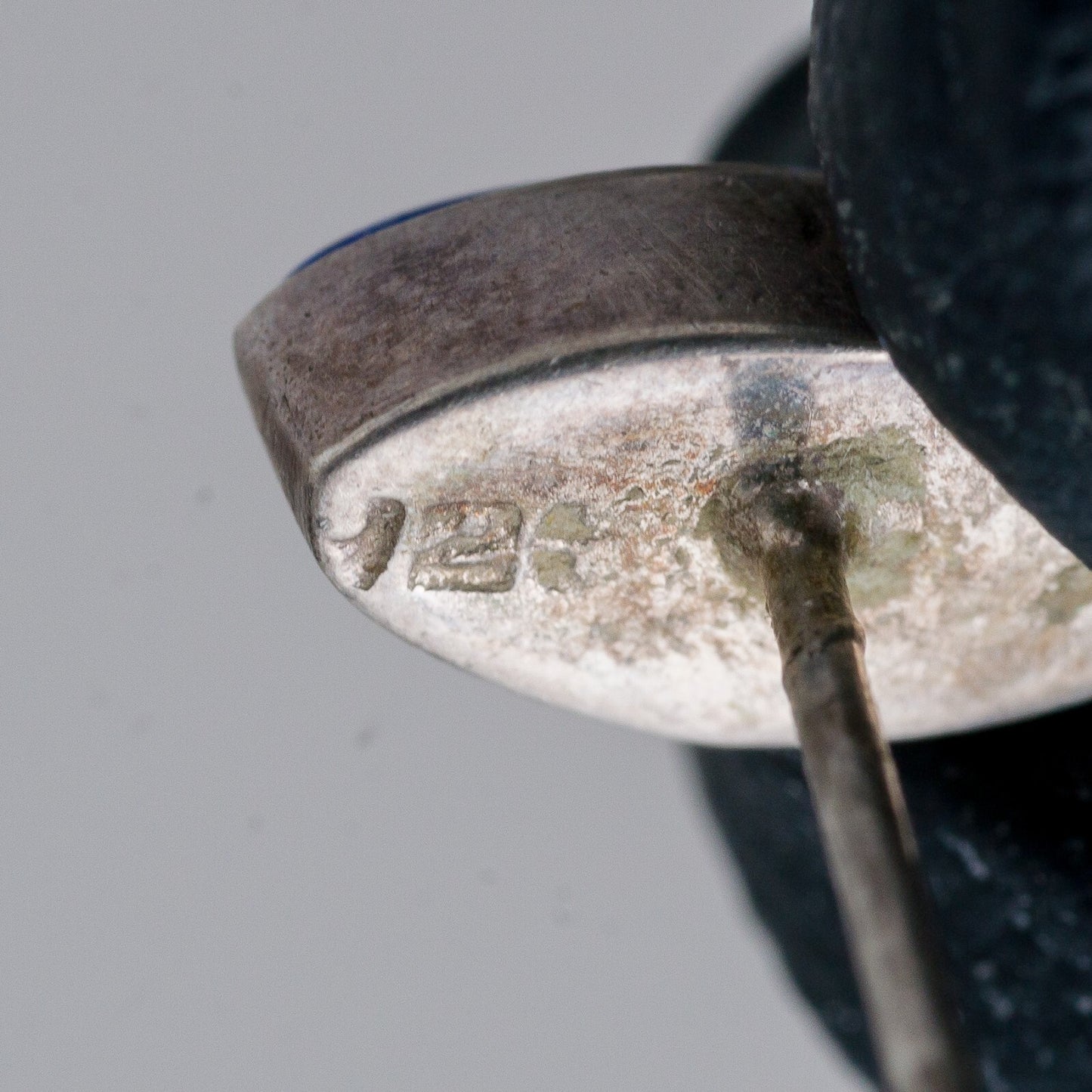 Einzelner Ohrring Ohrstecker Blauer Stein Silber 0,8 g6