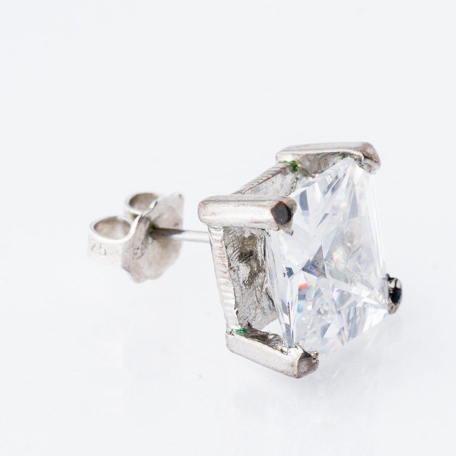 Einzelner Ohrring Ohrstecker Weißer Stein Silber 3,2 g1