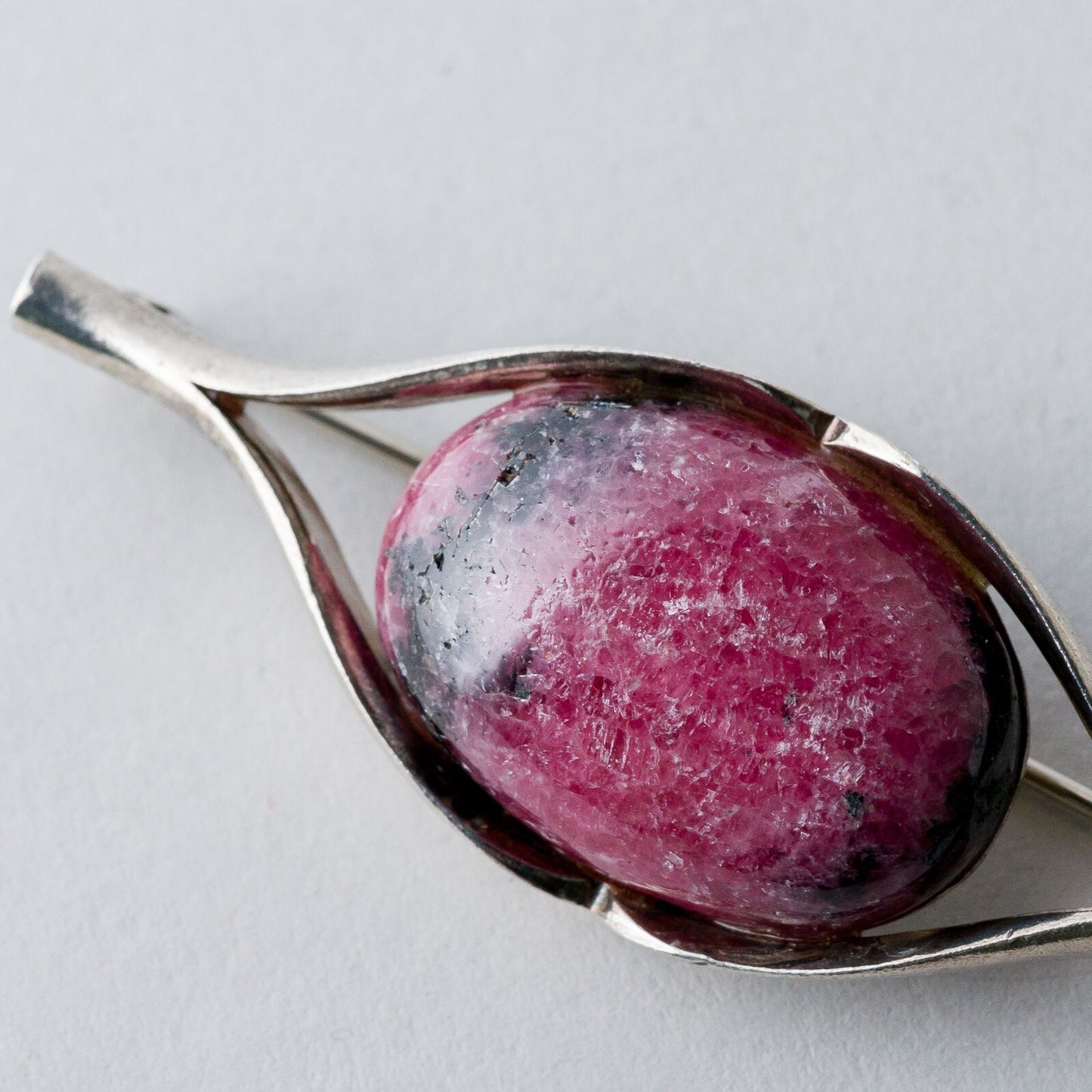 Silber Brosche Spange 925 Roter Stein 13,31 g8