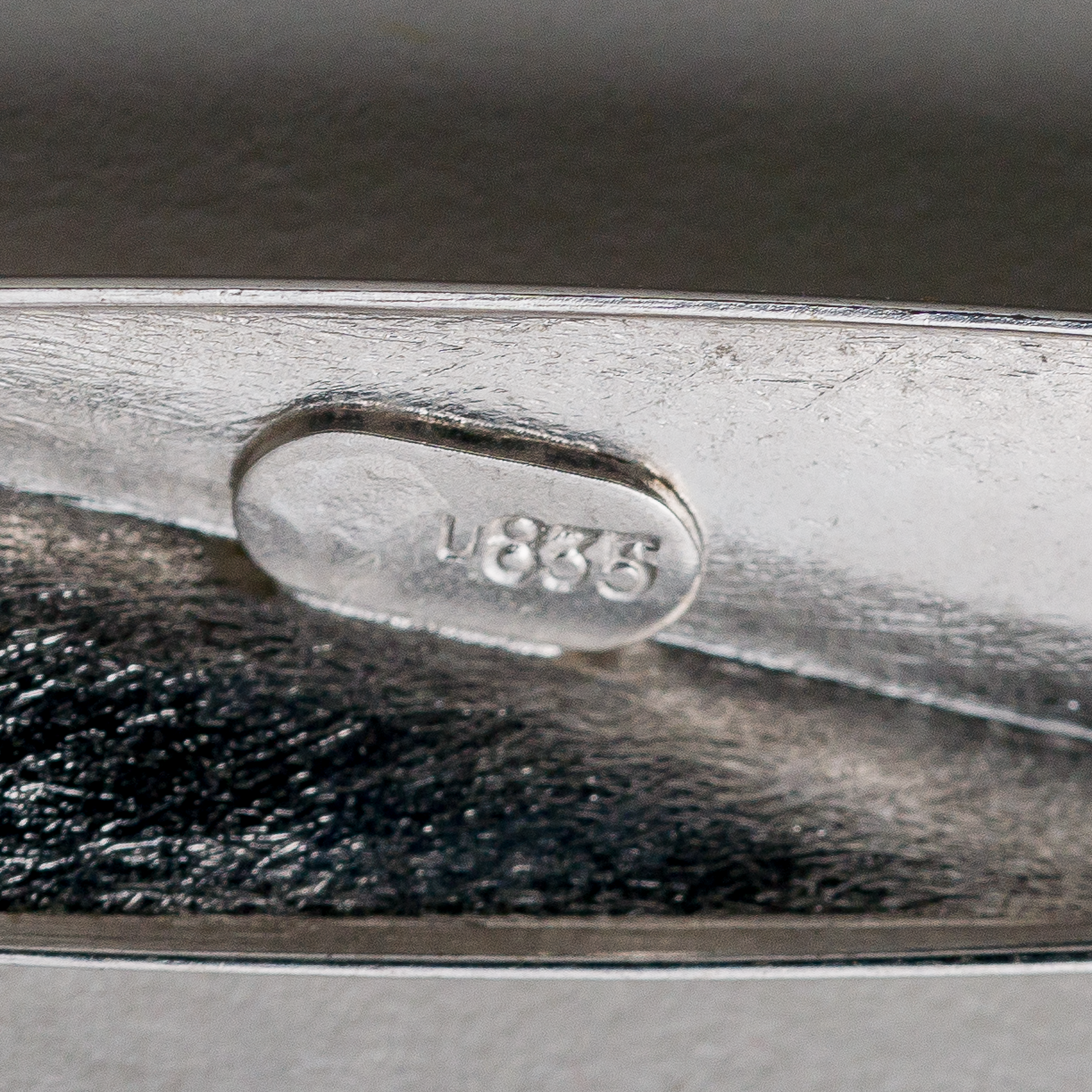 CNC: Brosche 835er Silber 3,37 g 5 cm2