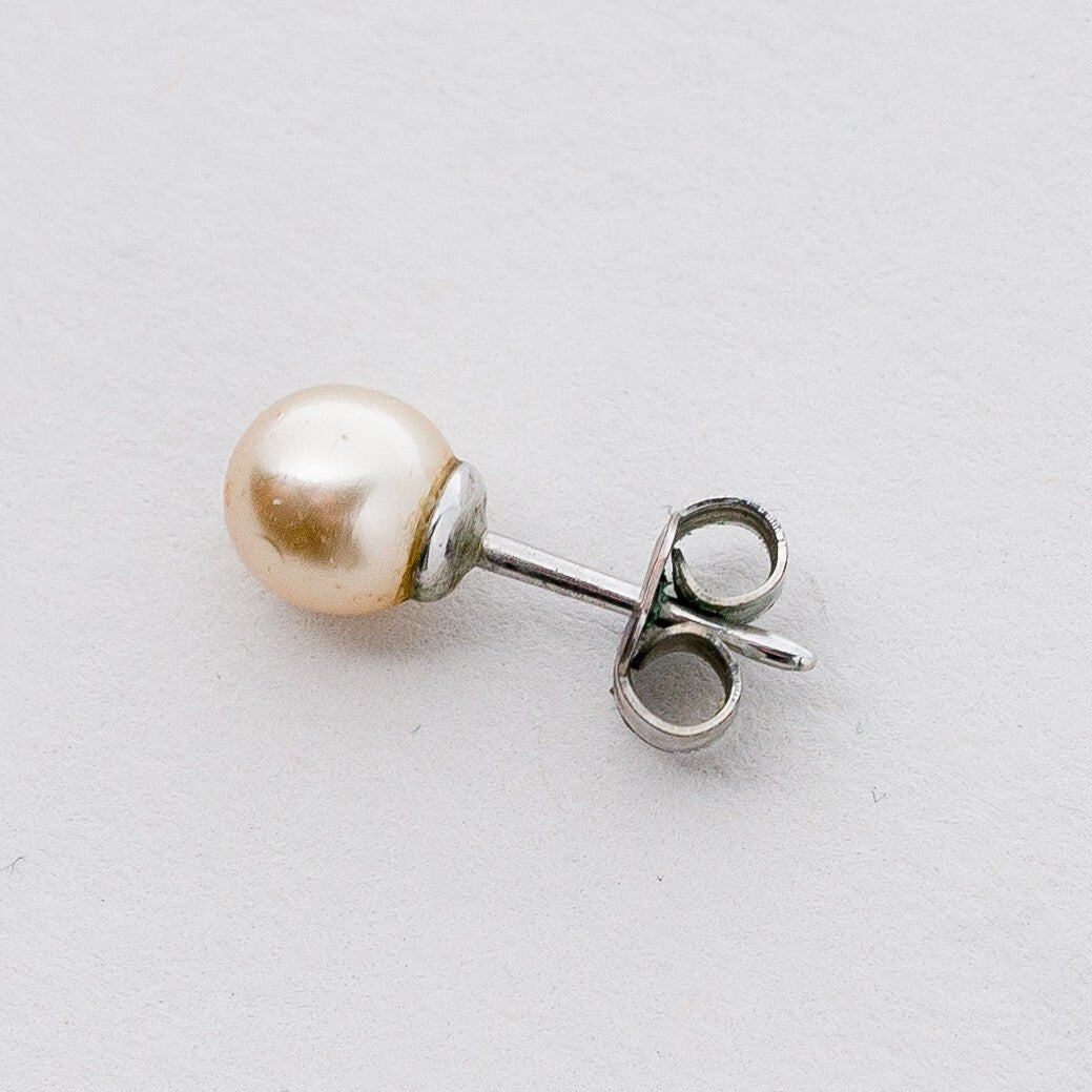 Einzelner Ohrring Ohrstecker Silber Perle 0,48 g2
