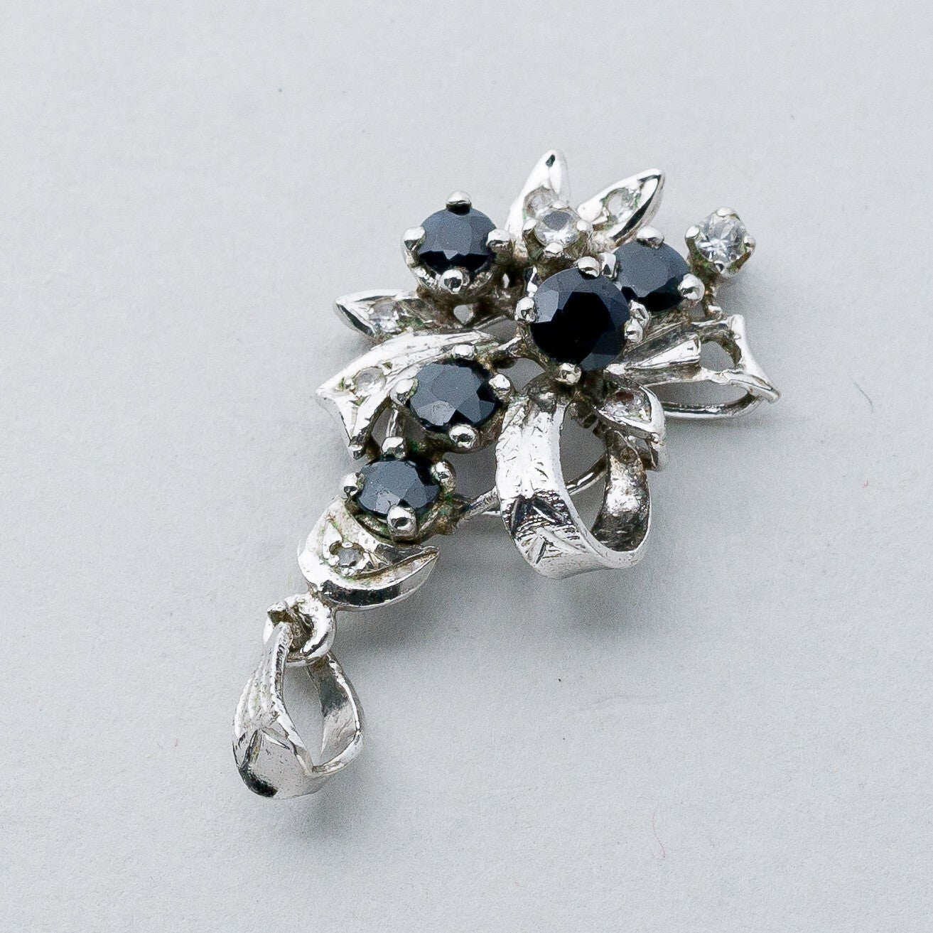 Silber Anhänger Kettenanhänger 925 Schwarze Steine 2,45 g2
