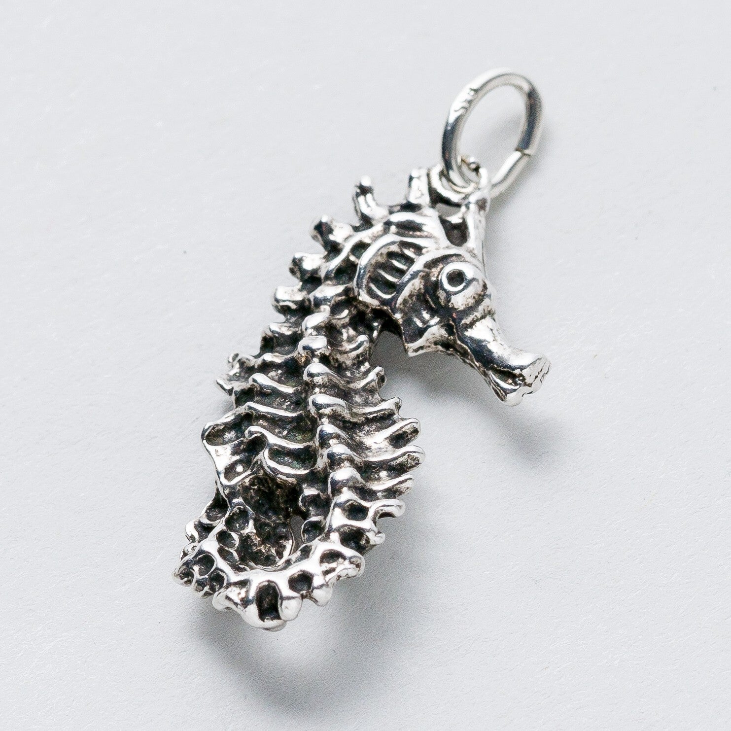 Anhänger 835 Silber Seepferdchen 3,1 cm 3,6 g0