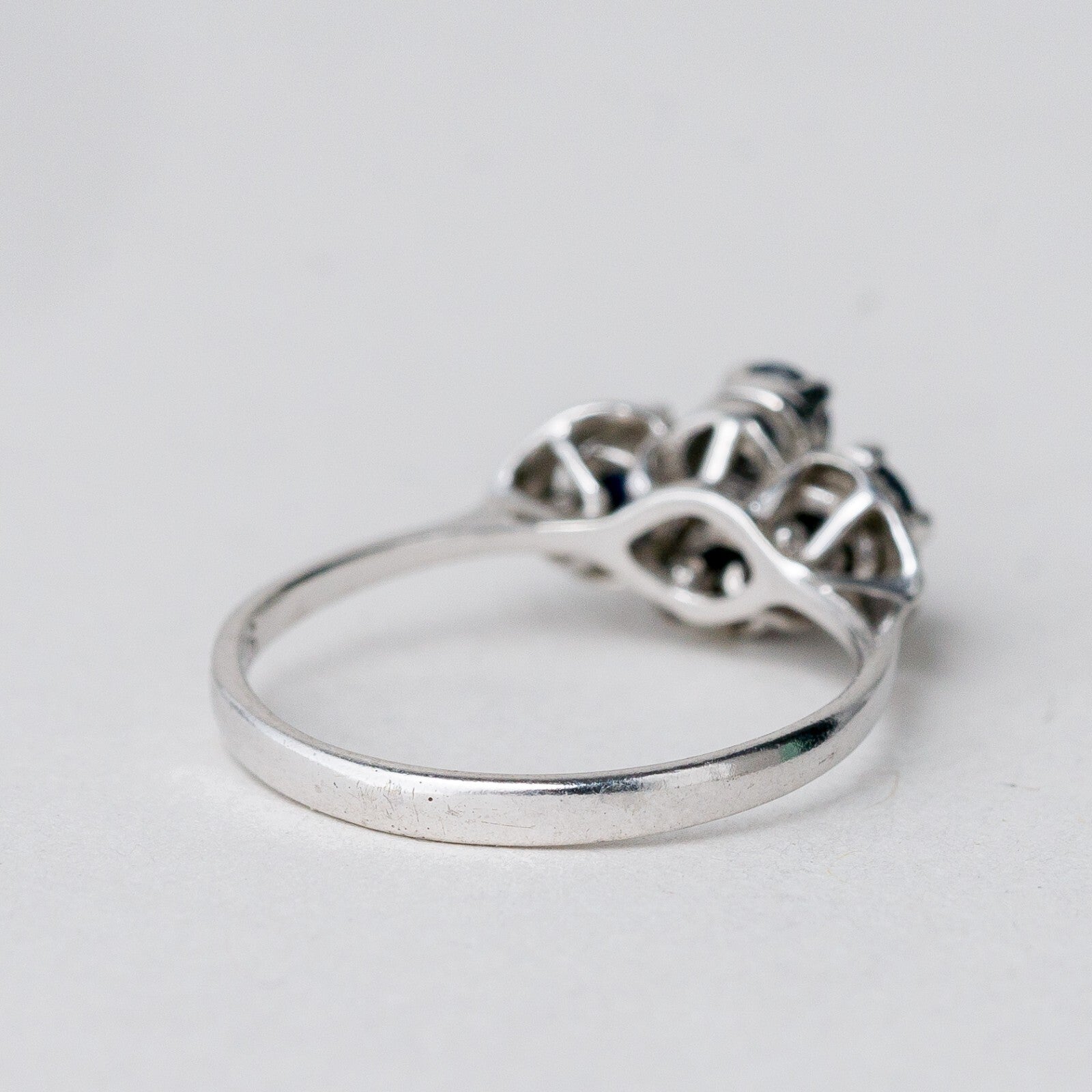 Silber Ring 835 Blauer Stein Größe 50 (15,9 mm Ø) 1,63 g3