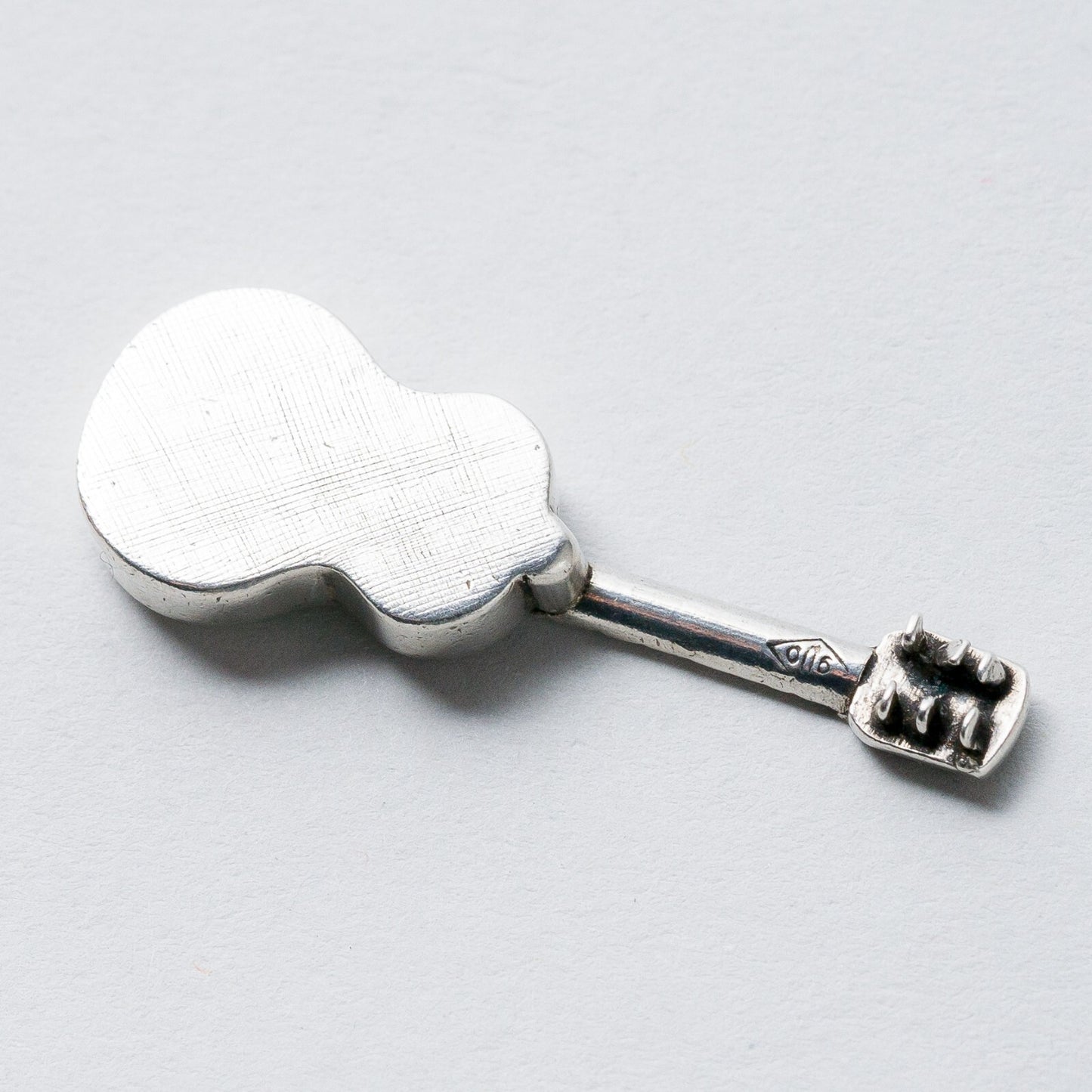 Silber Gitarre 3,6 cm 3,2 g4