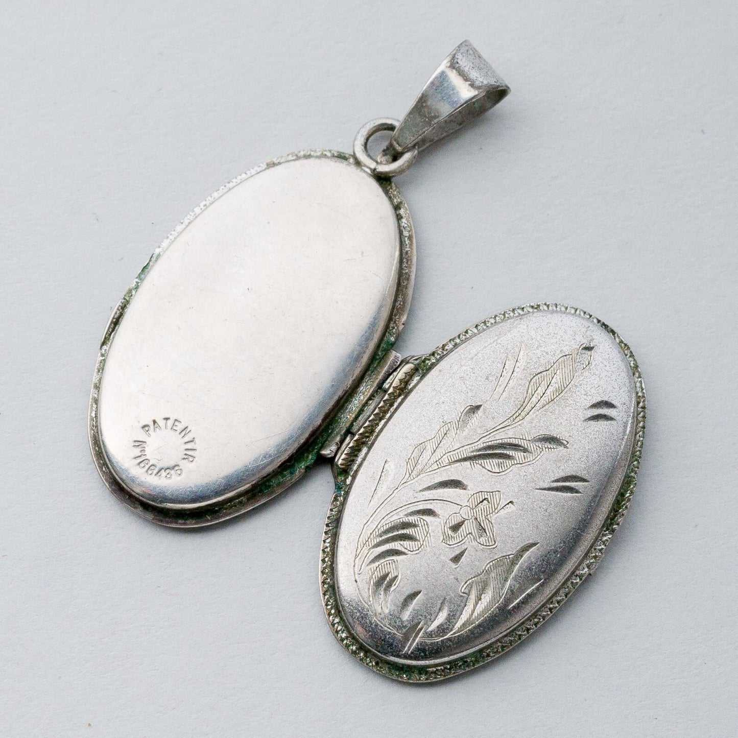 Silber Anhänger Kettenanhänger 835 Medaillon Florale Gravur 6,21 g8