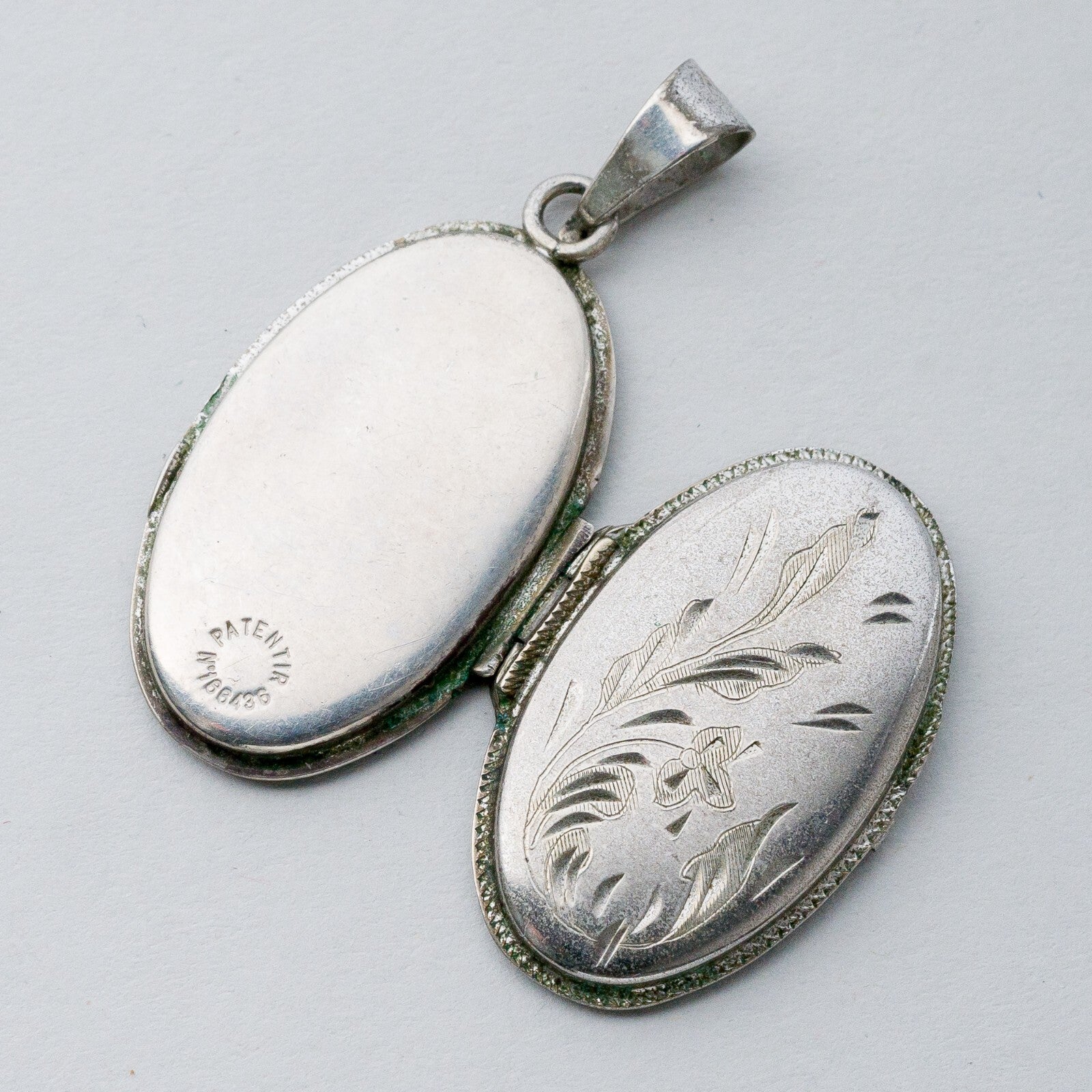 Silber Anhänger Kettenanhänger 835 Medaillon Florale Gravur 6,21 g8