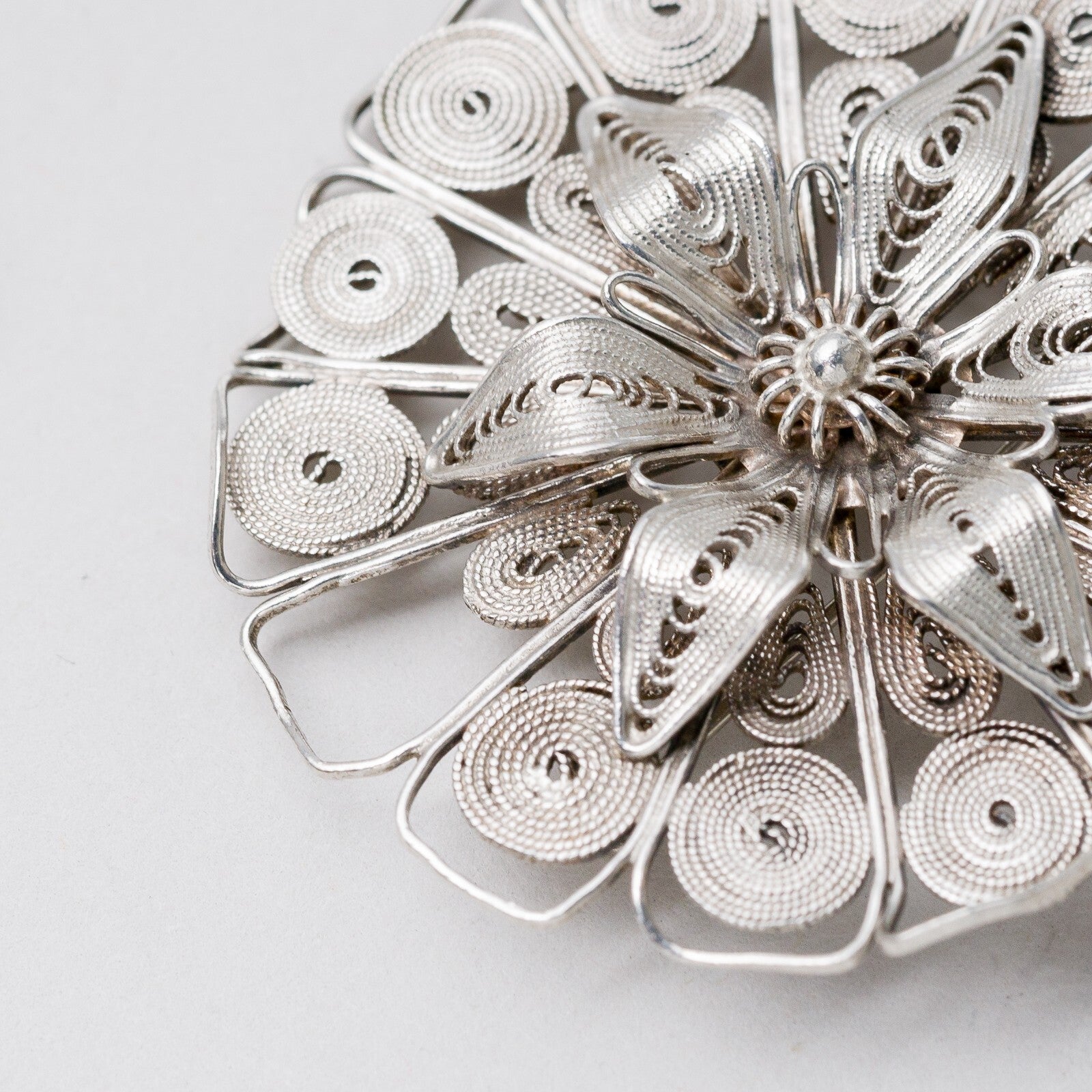 Brosche Silber filigran 4,3 cm 8,54 g1