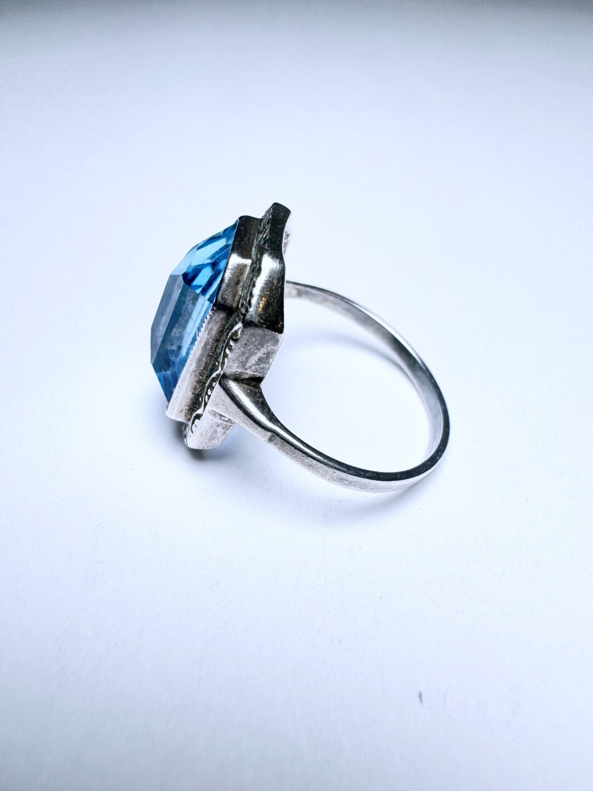 Ring 935er Silber Größe 54 Hellblauer Emerald Cut Stein 3,51g2