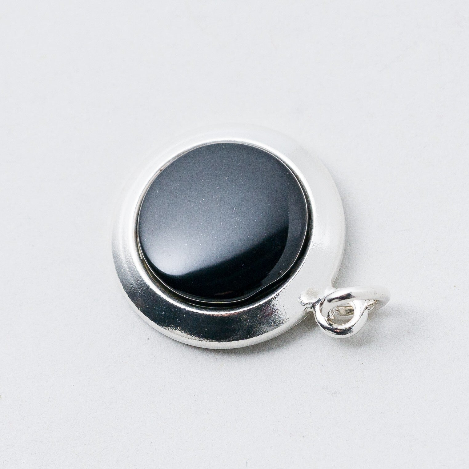 Anhänger 835 Silber Schwarzer Stein 2 cm 3,35 g1