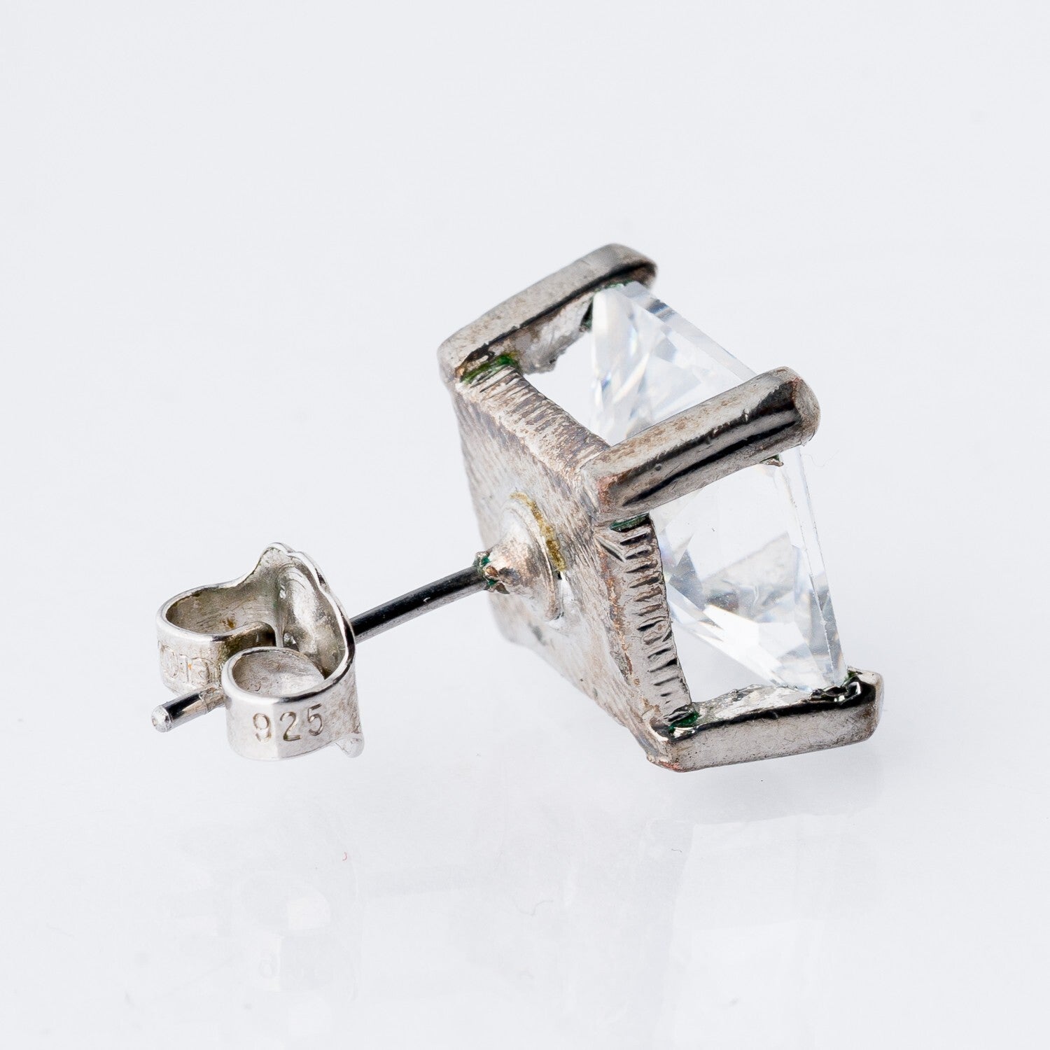 Einzelner Ohrring Ohrstecker Weißer Stein Silber 3,2 g3
