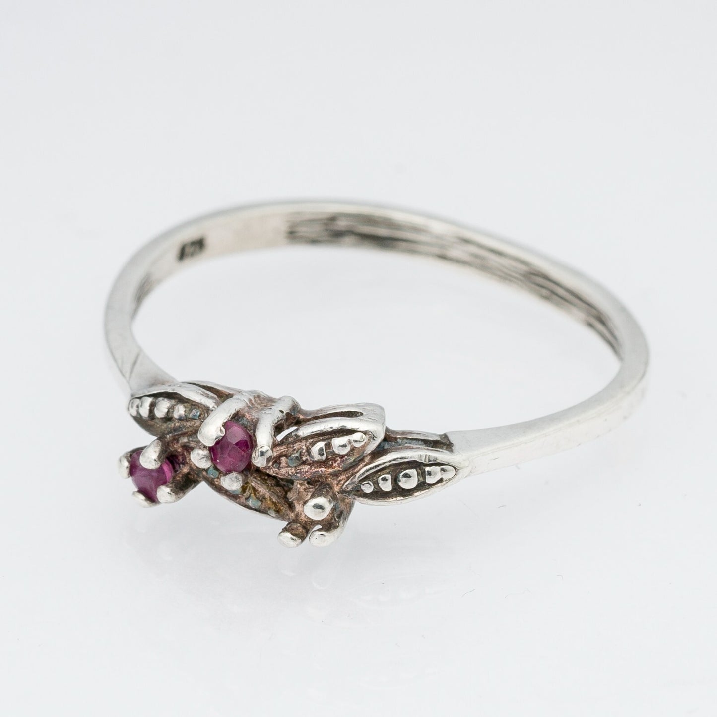 Silberring Rote Steine 925er Silber 1,34 g Größe 53 (16,8 mm Ø)0