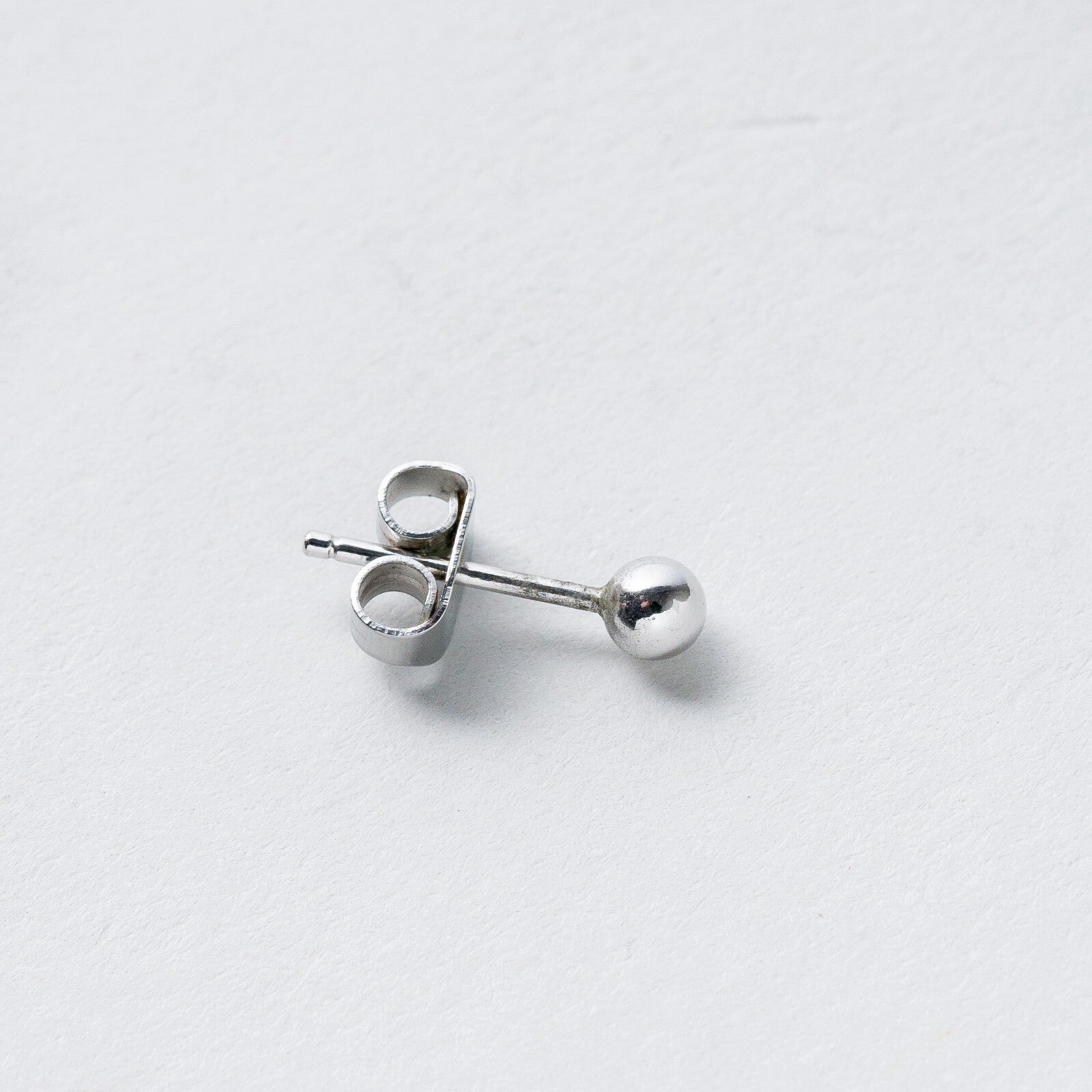 Einzelner Ohrring Ohrstecker Silber 0,24 g4