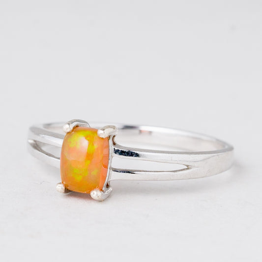 Ring Oranger Stein irisierend 2,55 g 925er Silber Größe 62 (19,7 mm Ø)0