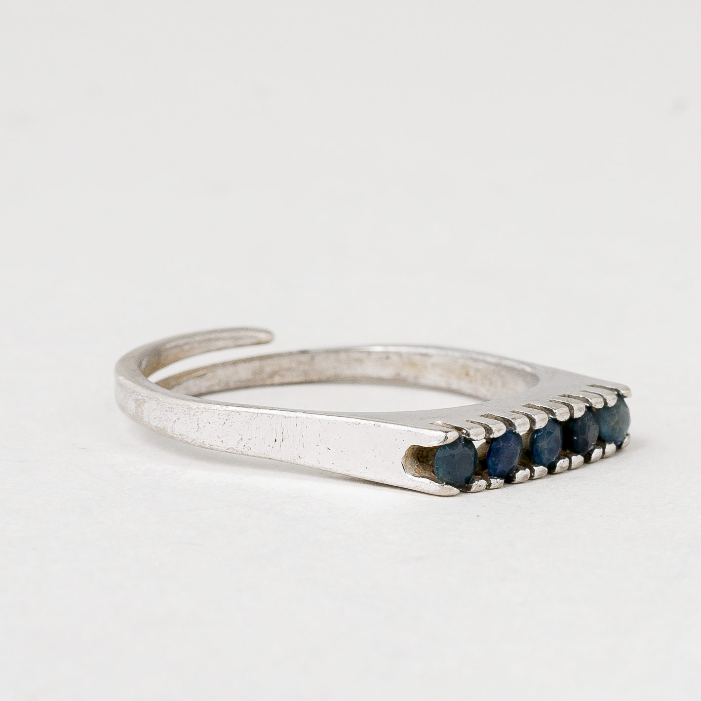 Ring Blaue Steine 835er Silber 2,33 g Größe flexibel1