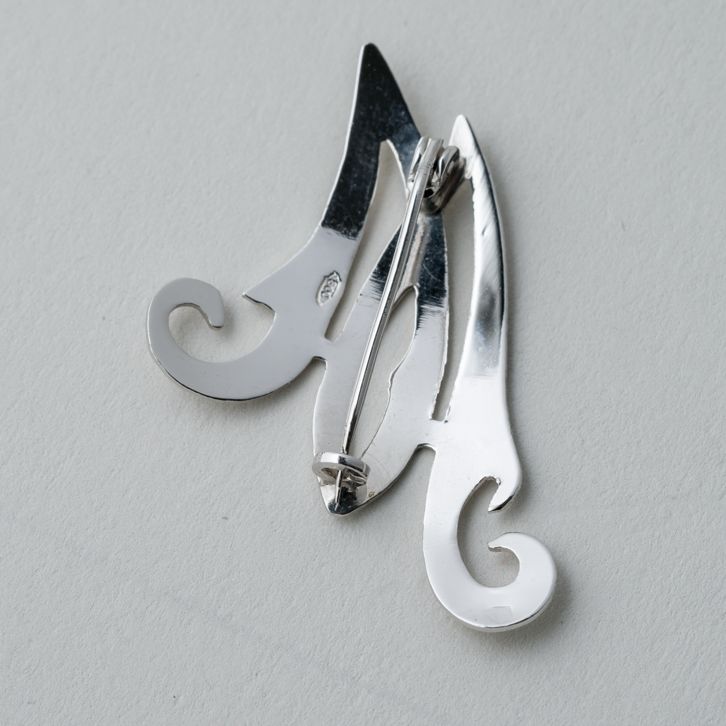 Brosche Monogramm "M" 800er Silber 2,32g1