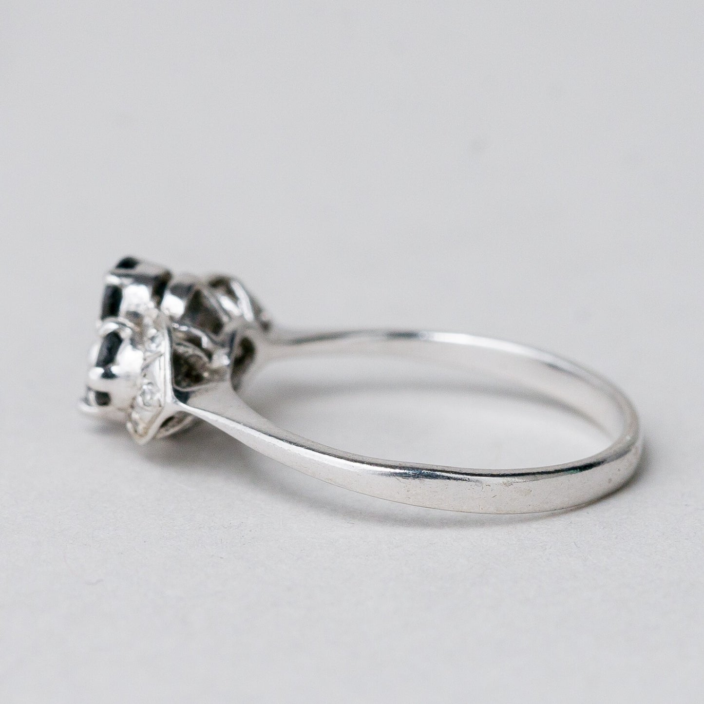 Silber Ring 835 Blauer Stein Größe 50 (15,9 mm Ø) 1,63 g1