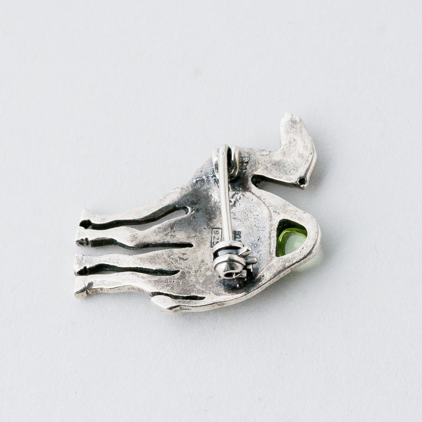Silber Brosche Spange 925 Kamel Grüner Stein 6,75 g4