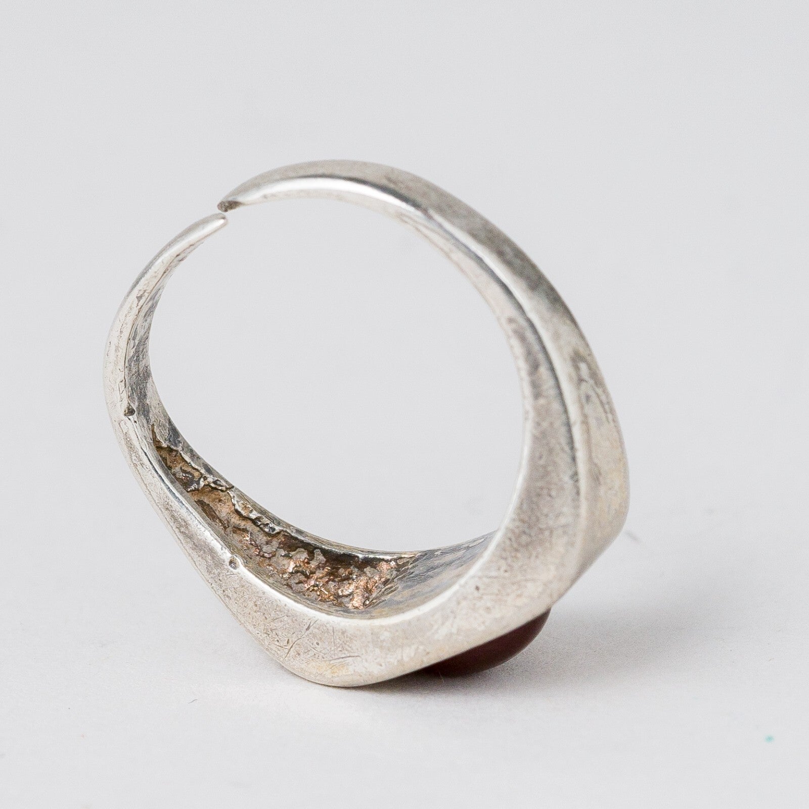 Silber Ring 835 Roter Stein Größe flexibel ca. 54 4,52 g7