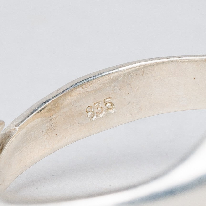 Ring Schwarzer Stein 6,65 g 835er Silber Größe flexibel ca. 575