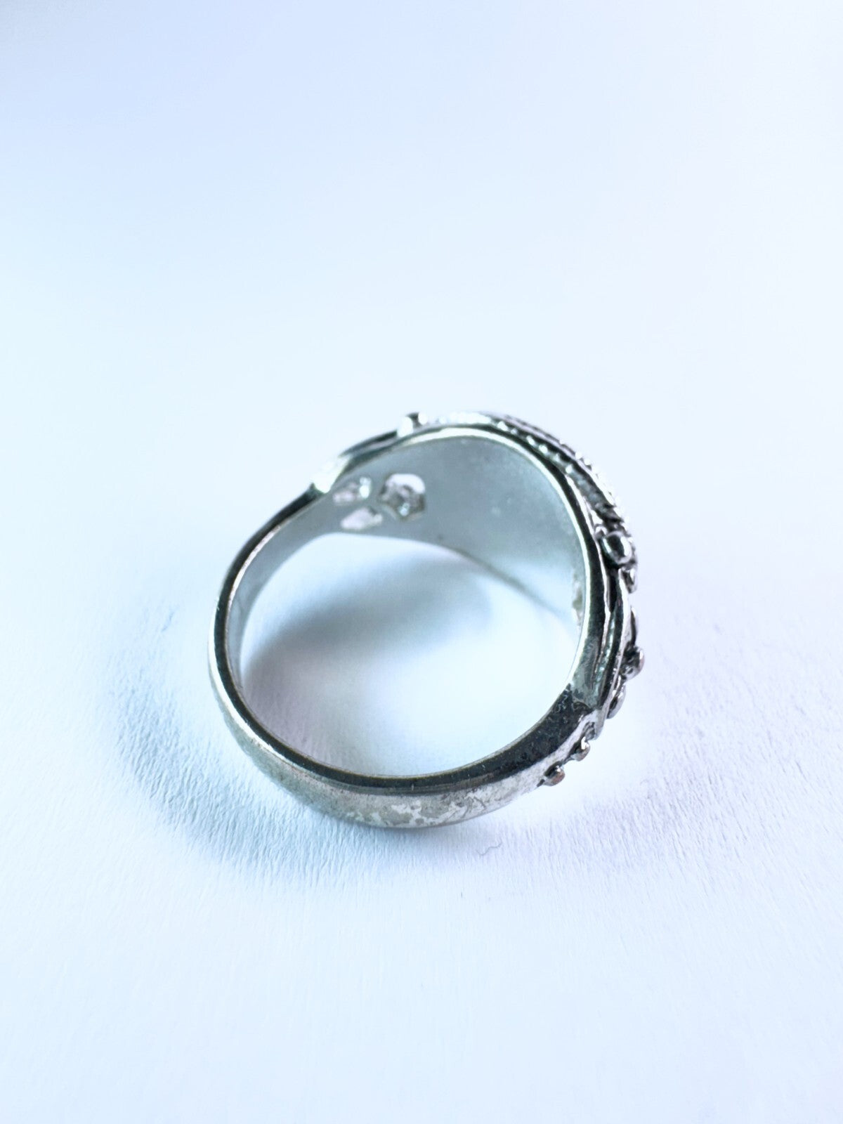 Ring Versilberter Silber Größe 56 Weißer ovaler Stein 5,56g3