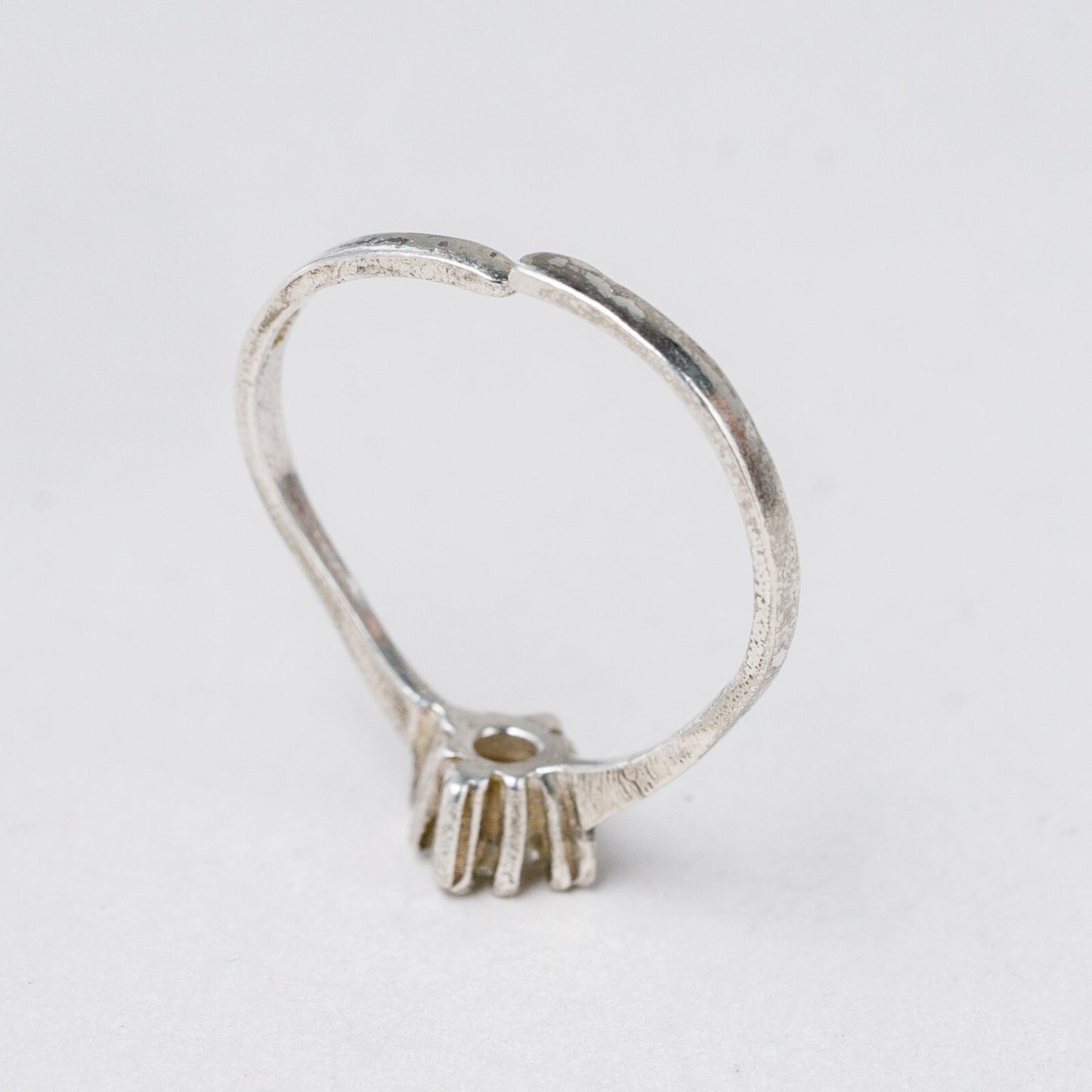 Ring 835 Silber Weißer Stein Größe flexibel ca. 59 1,56 g6