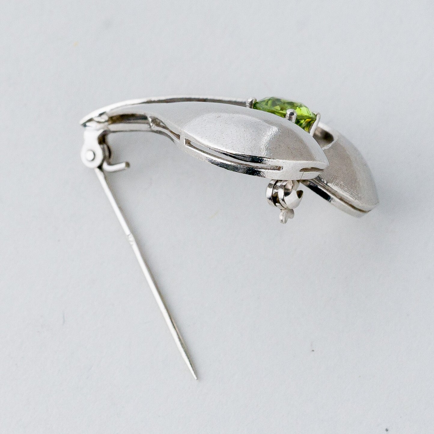 Silber Brosche Spange 925 Herz Grüner Stein 7,17 g6