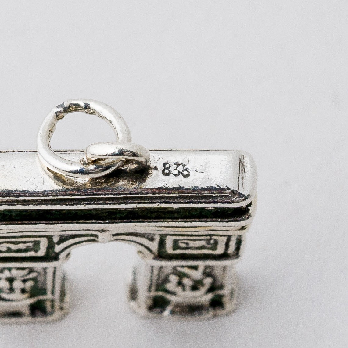 Anhänger 835 Silber Arc de Triomphe 2,5 cm 8,75 g8