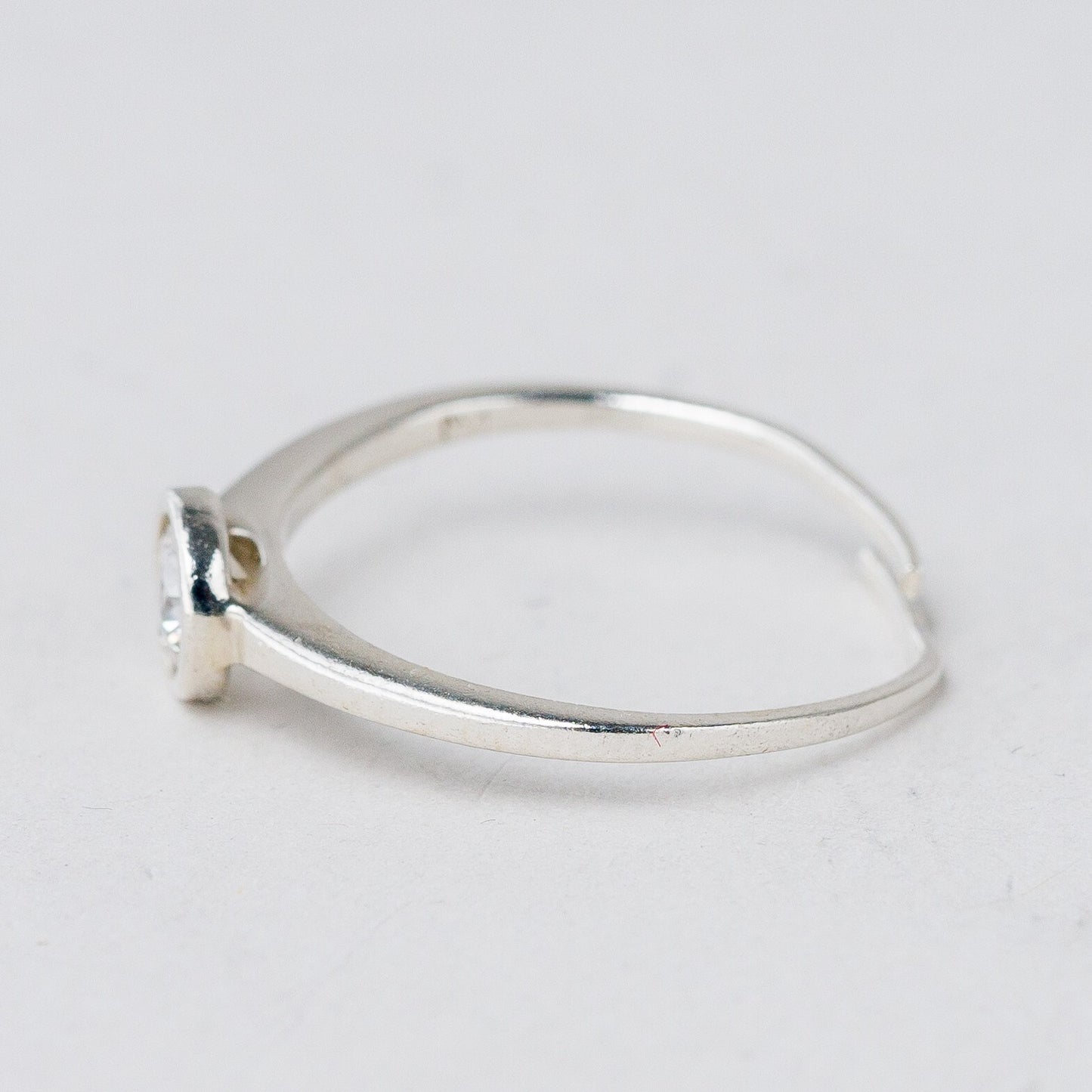 Ring 925 Silber Weißer Stein Größe flexibel ca. 57 1,4 g1