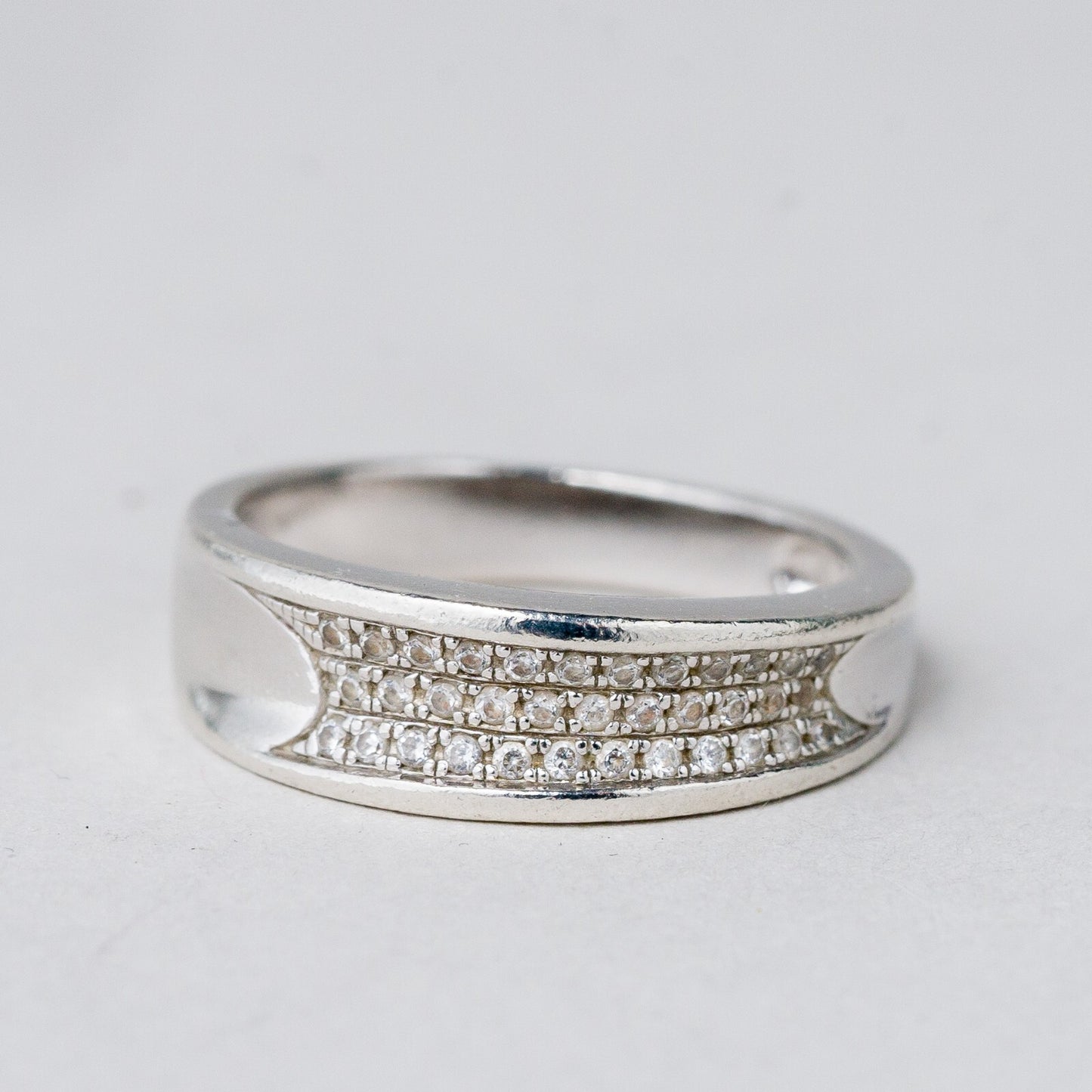 Silber Ring Weißer Stein Größe 55 (17,5 mm Ø) 3,76 g0