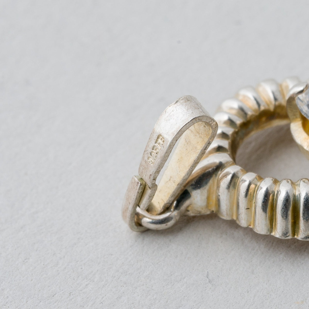 Anhänger Steinbesatz 925er Silber 0,74 g2