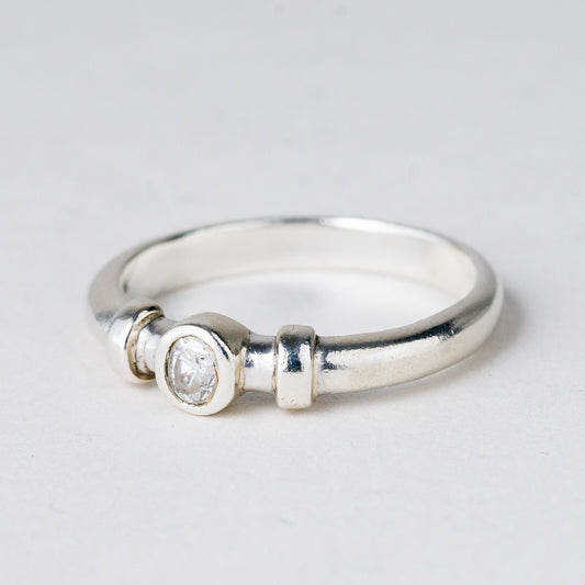 Silber Ring 925 Weißer Stein Größe 57 (18,1 mm Ø) 3,01 g0