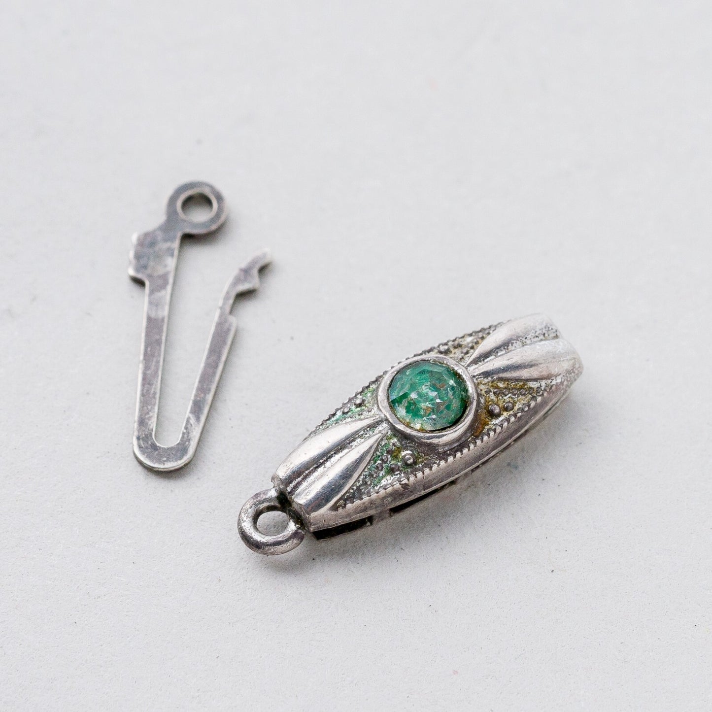 Kettenverschluss 835 Silber Grüner Stein 0,78 g4
