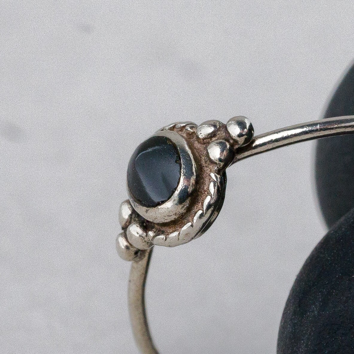 Silber Ring 57 (18,1 mm Ø) Schwarzer Stein 0,88 g6
