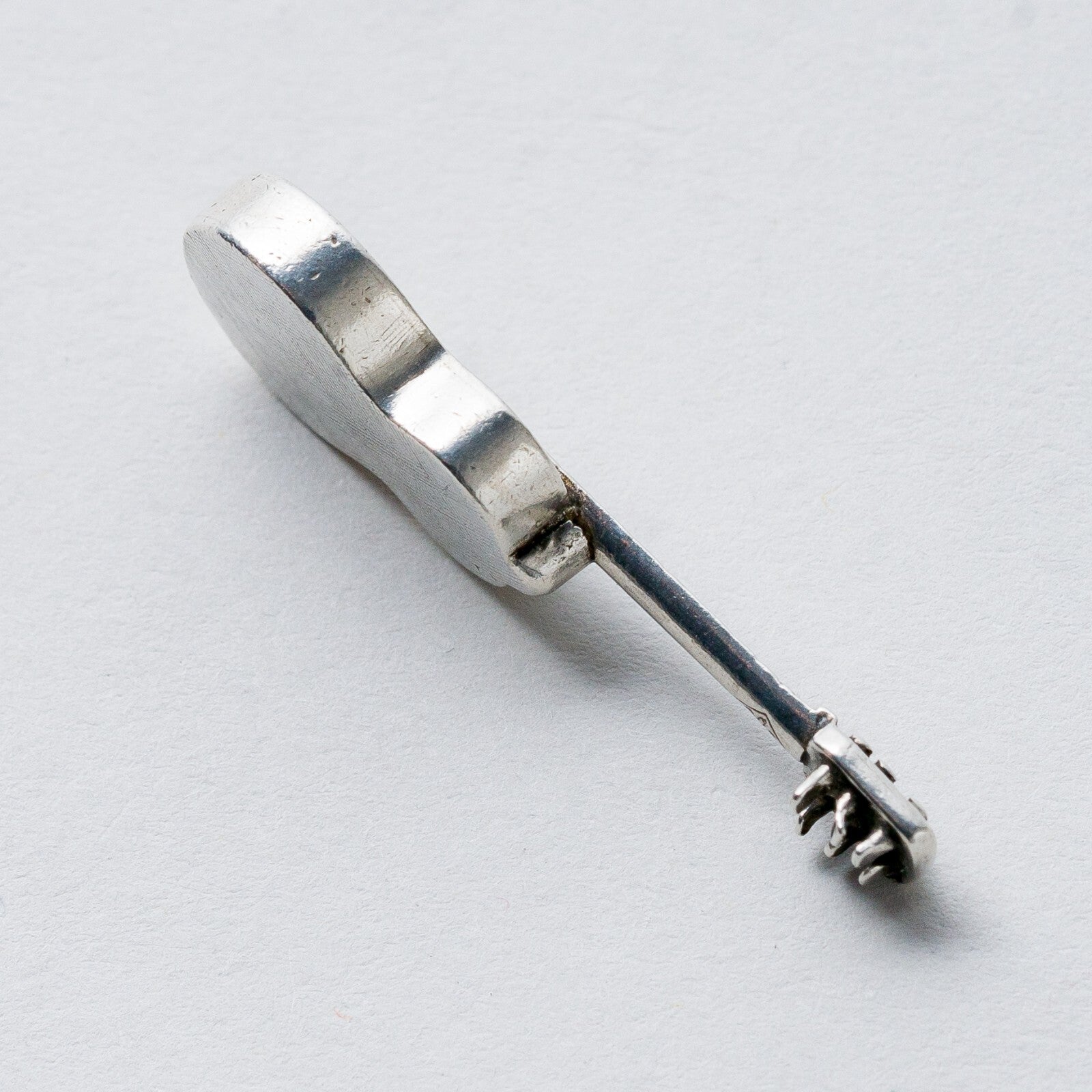 Silber Gitarre 3,6 cm 3,2 g3