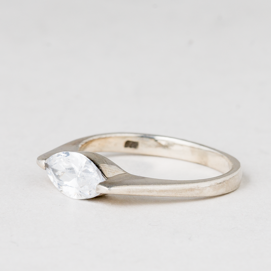 Ring Weißer Stein 925er Silber 2,71 g Größe 53 (16,8 mm Ø)0