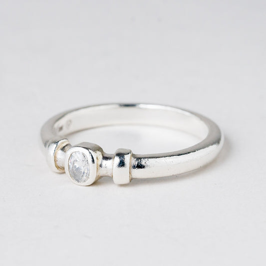 Silber Ring 925 Weißer Stein Größe 58 (18,4 mm Ø) 3,42 g0