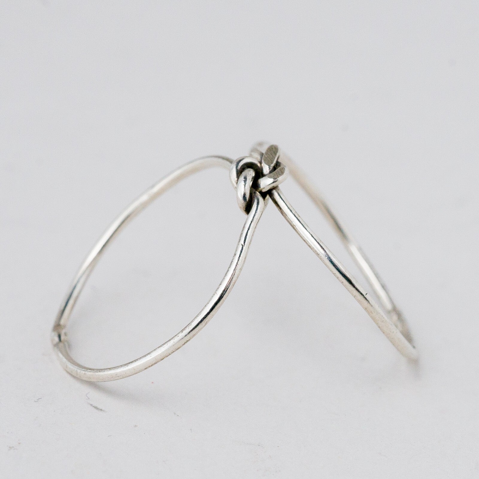 Silber Ring 56 (17,8 mm Ø) Knoten 1,11 g8