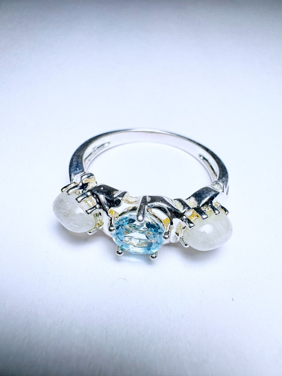 Ring 925er Silber Größe 59 Hellblauer Stein und Cabochons 3,75g0