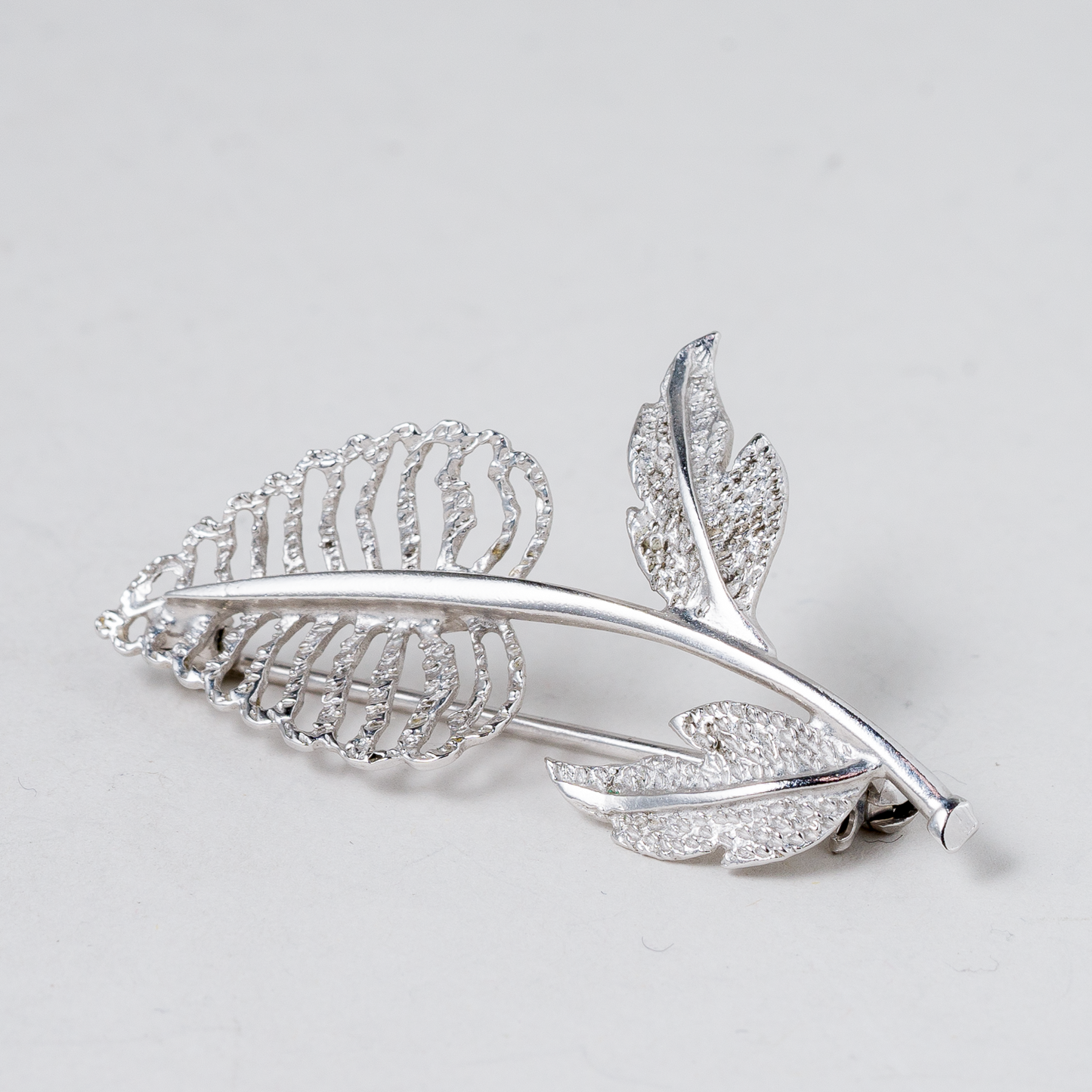 Brosche Blatt 835er Silber 3,89 g 4 cm0
