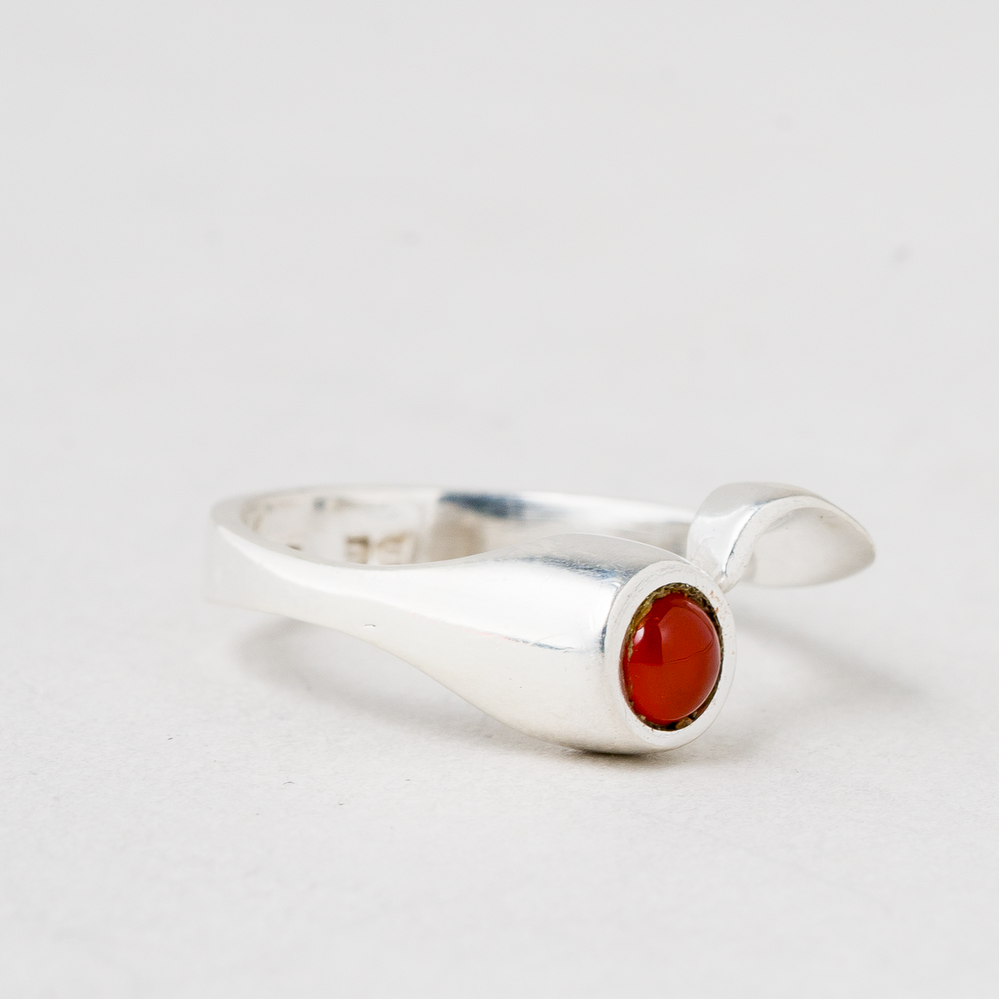 Ring Roter Stein 925er Silber 2,82 g Größe flexibel1